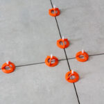 Sistem za nivelisanje pločica Vijak